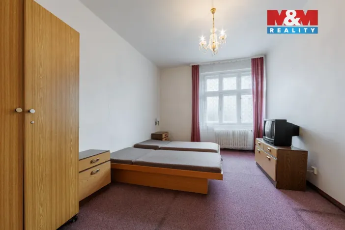 Prodej ubytování, Bečov nad Teplou, Nádražní, 298 m2