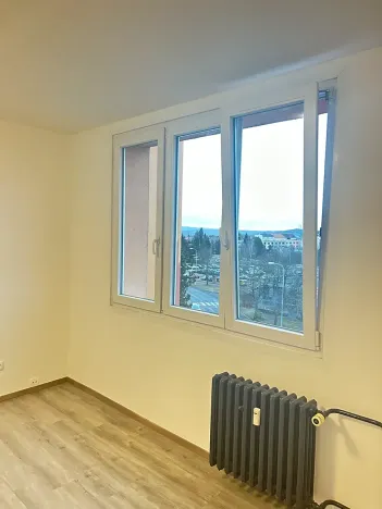 Pronájem bytu 1+1, Plzeň, Komenského, 36 m2