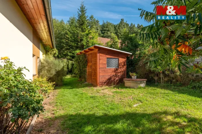 Prodej chalupy, Hajany, 285 m2