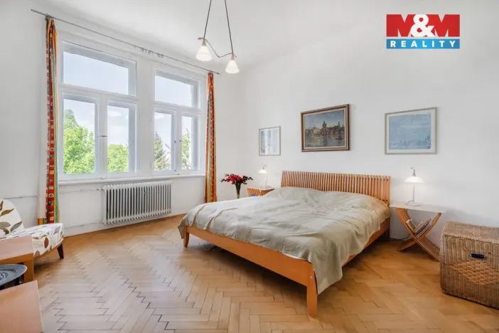 Prodej obchodního prostoru, Česká Kamenice, Lipová, 1225 m2