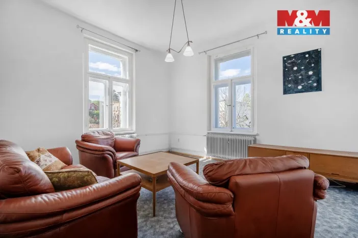 Prodej obchodního prostoru, Česká Kamenice, Lipová, 1225 m2