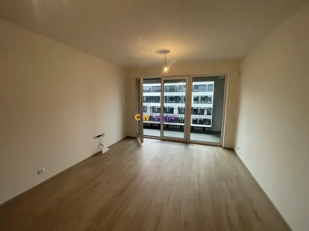 Pronájem bytu 1+kk, Praha - Hloubětín, Poděbradská, 30 m2