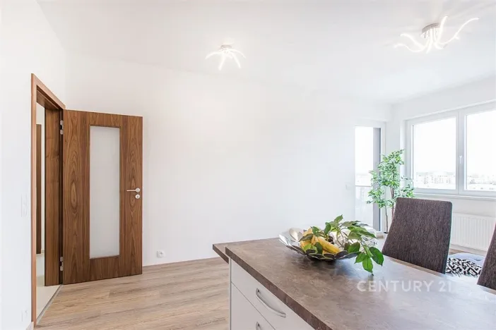 Pronájem bytu 2+kk, Praha, Saarinenova, 51 m2