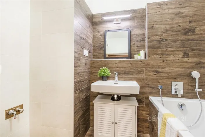 Pronájem bytu 2+kk, Praha, Saarinenova, 51 m2