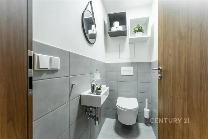 Pronájem bytu 2+kk, Praha, Plzeňská, 43 m2