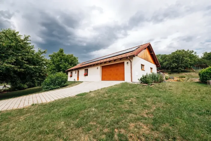 Prodej rodinného domu, Halenkovice, 188 m2