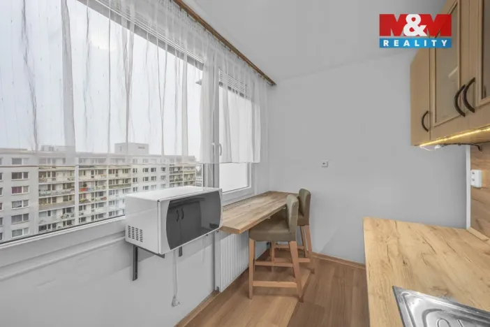 Pronájem bytu 2+1, Pardubice - Polabiny, Brožíkova, 55 m2