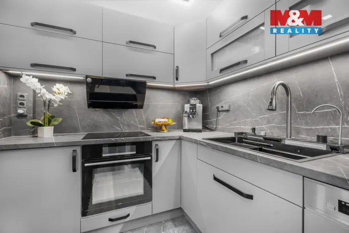 Prodej bytu 3+1, Kosmonosy, U masokombinátu, 65 m2