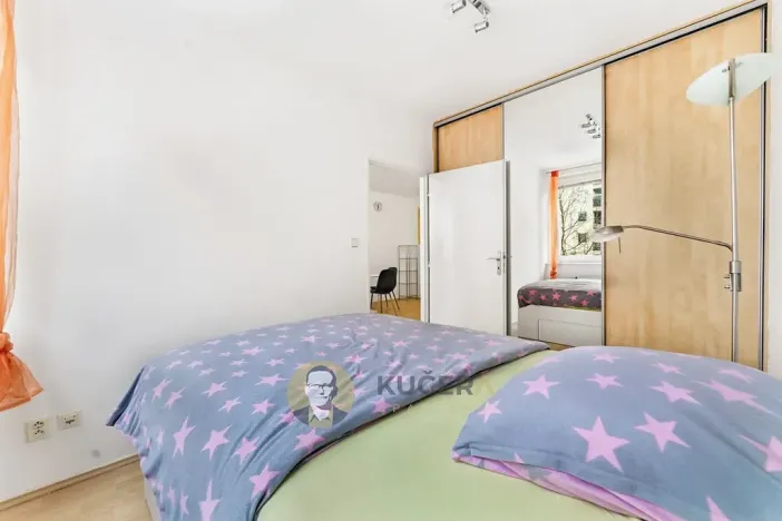 Prodej bytu 2+kk, Praha - Troja, Hnězdenská, 46 m2