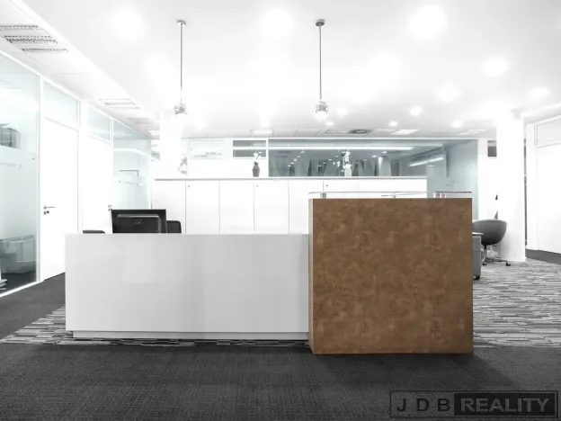 Pronájem kanceláře, Praha - Nové Město, náměstí I. P. Pavlova, 75 m2