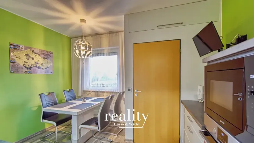 Pronájem bytu 1+1, Znojmo, Hlavní, 48 m2