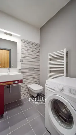 Pronájem bytu 1+1, Znojmo, Hlavní, 48 m2