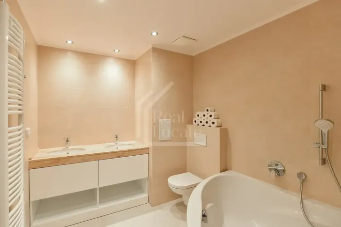 Pronájem bytu 4+1, Praha - Vinohrady, Belgická, 120 m2