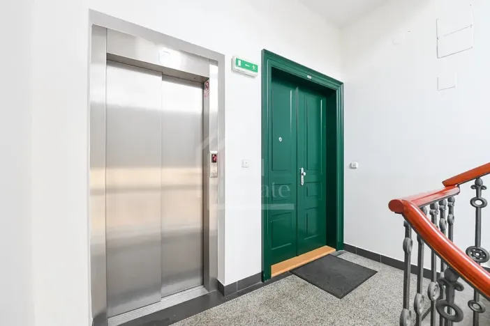 Pronájem bytu 4+1, Praha - Vinohrady, Belgická, 120 m2