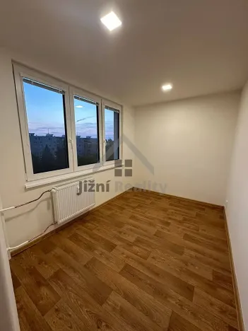 Prodej bytu 3+1, České Budějovice, Průběžná, 61 m2