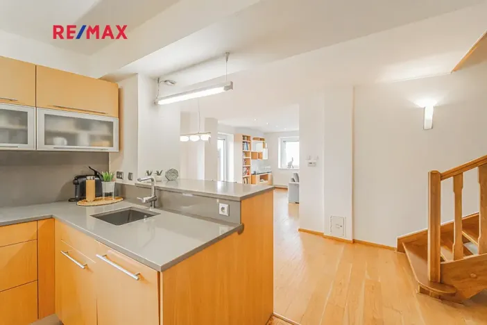 Prodej rodinného domu, Kosmonosy, Stakorská, 165 m2