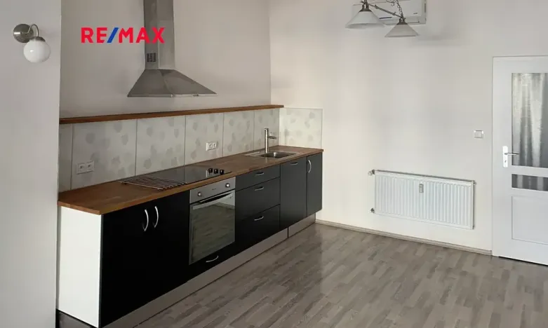 Prodej činžovního domu, Svitavy, náměstí Míru, 325 m2