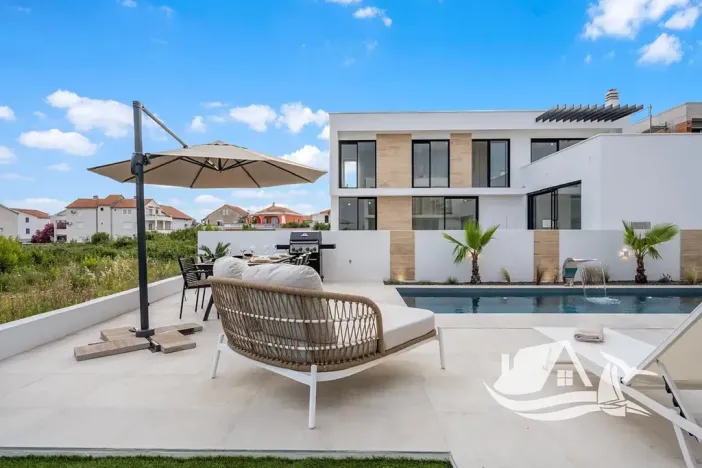 Prodej vily, Tribunj, Chorvatsko, 150 m2