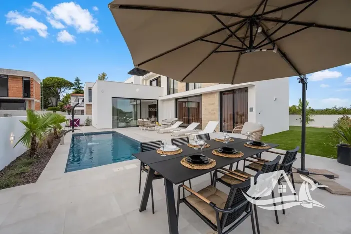 Prodej vily, Tribunj, Chorvatsko, 150 m2