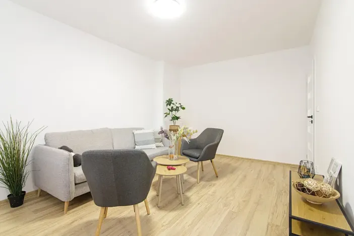 Pronájem bytu 2+kk, Ostrava, Letecká, 52 m2