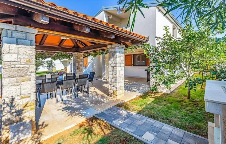 Prodej rodinného domu, Medulin, Chorvatsko, 200 m2