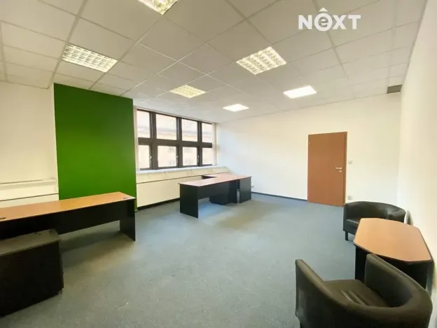 Pronájem kanceláře, Praha - Nové Město, Na Moráni, 67 m2