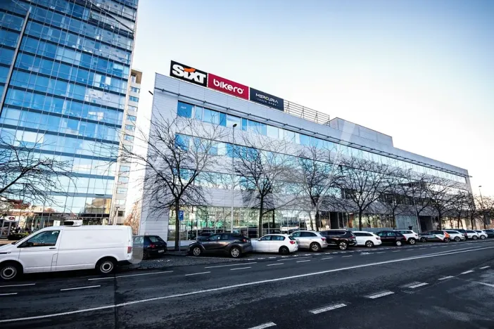 Pronájem obchodního prostoru, Praha - Holešovice, Jankovcova, 291 m2