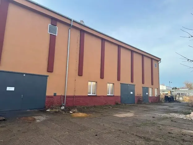 Dražba výrobních prostor, Pardubice, 5239 m2