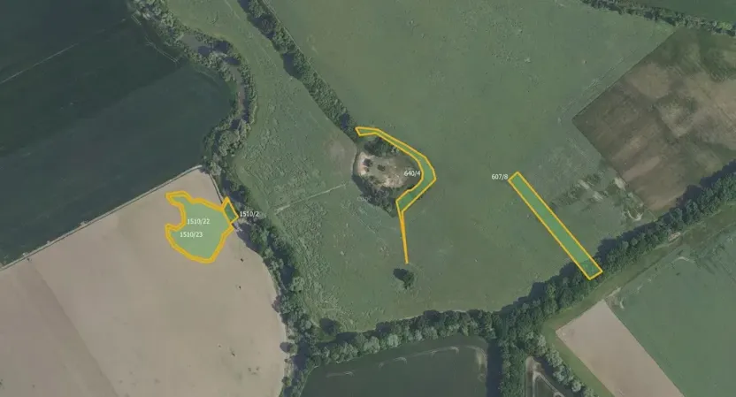 Prodej pole, Horušice, 20462 m2