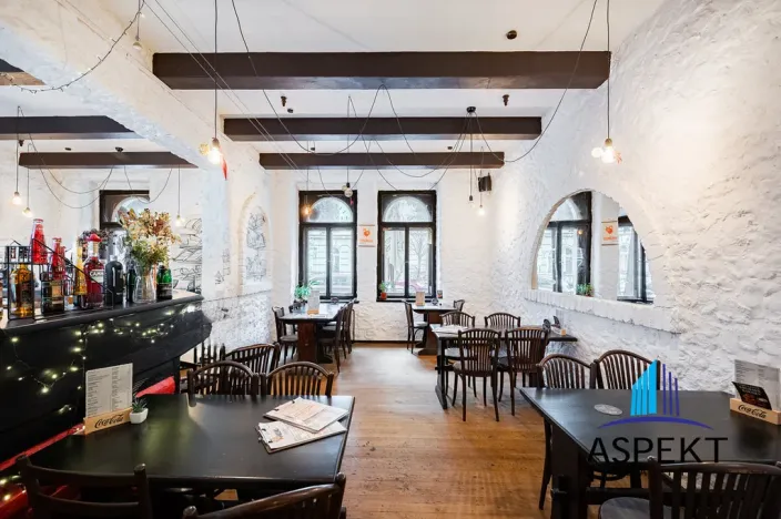 Pronájem restaurace, Praha - Bubeneč, Šmeralova, 114 m2