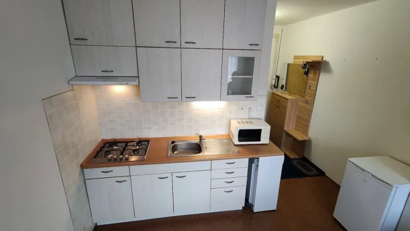 Pronájem bytu 2+kk, Strakonice - Strakonice I, Heydukova, 37 m2