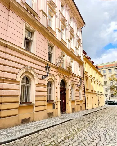 Pronájem bytu 2+1, Praha - Nové Město, Helmova, 71 m2