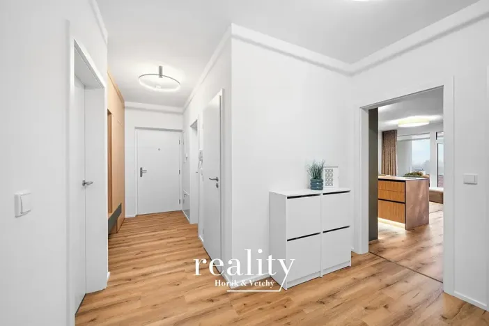 Prodej bytu 4+kk, Znojmo, Jarošova, 110 m2