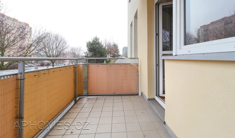 Pronájem bytu 2+kk, Praha - Řepy, Skuteckého, 52 m2