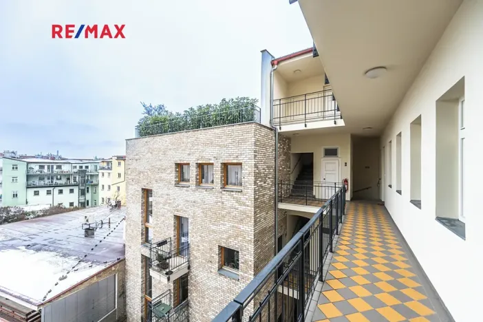 Pronájem bytu 3+kk, Praha - Žižkov, Milíčova, 69 m2