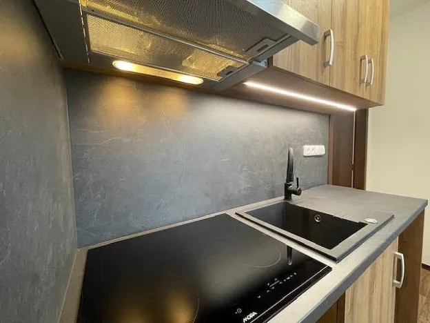 Pronájem bytu 1+1, Jablonec nad Nisou, Jizerská, 40 m2