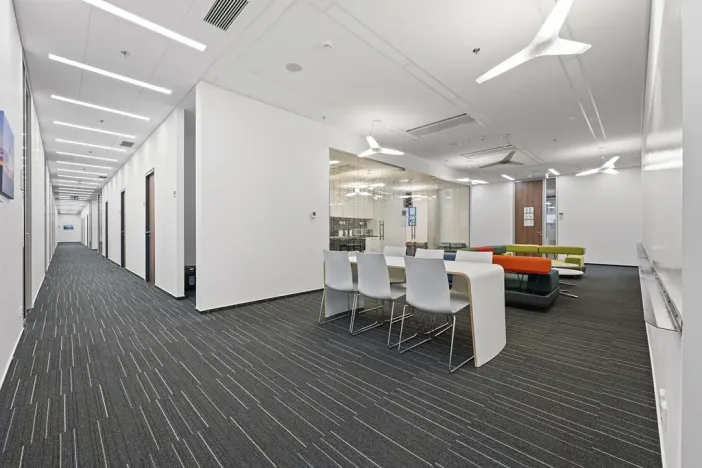 Pronájem kanceláře, Praha - Dejvice, Evropská, 2857 m2