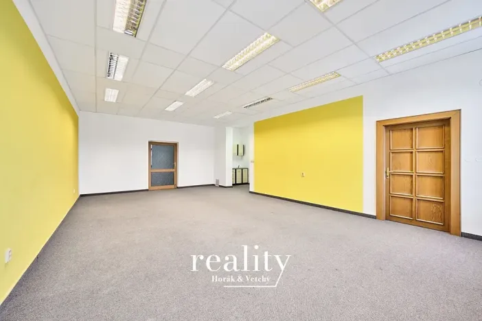 Pronájem kanceláře, Jihlava, Masarykovo náměstí, 73 m2