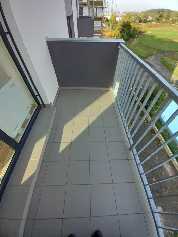 Pronájem bytu 1+kk, Praha - Hloubětín, Za černým mostem, 36 m2