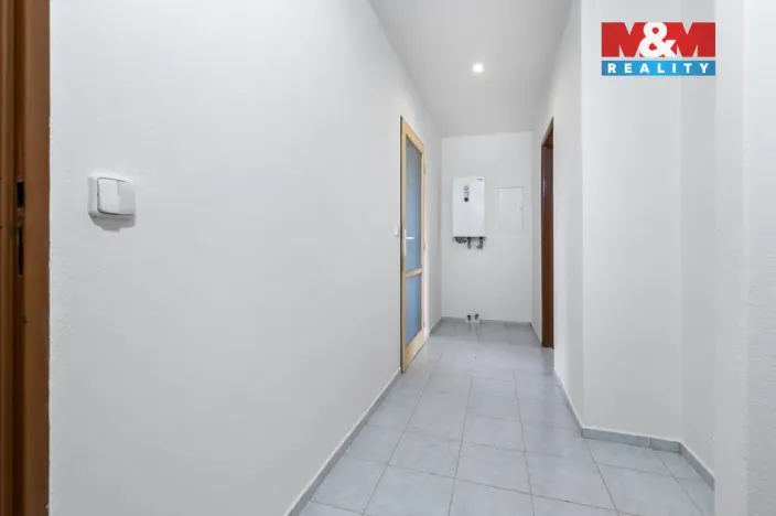 Prodej bytu 3+1, Srby, 72 m2