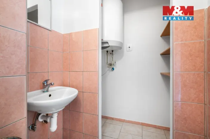 Prodej bytu 3+1, Srby, 72 m2