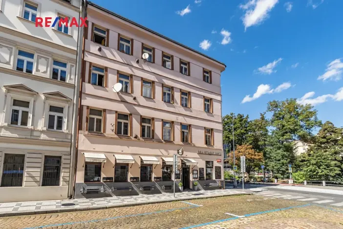 Pronájem restaurace, Praha - Nusle, Sekaninova, 254 m2