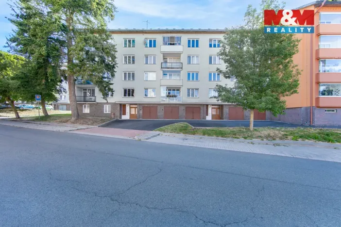 Prodej bytu 3+1, Toužim, Sídliště, 85 m2