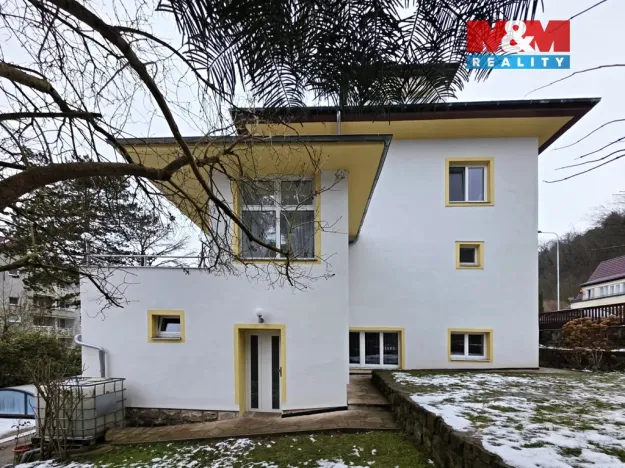 Pronájem bytu 2+kk, Děčín - Děčín II-Nové Město, Lužická, 41 m2