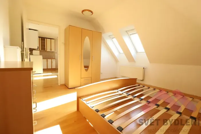 Pronájem bytu 2+kk, Praha - Radlice, Na Farkáně III, 57 m2