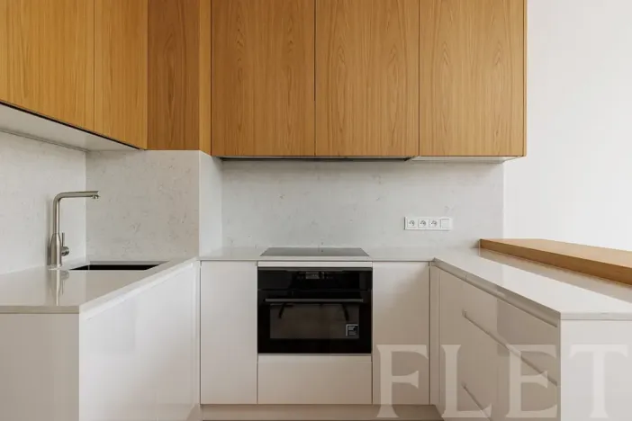 Pronájem bytu 2+kk, Praha - Bubeneč, Vítězné náměstí, 47 m2