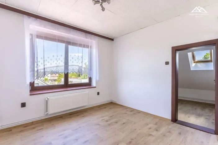 Prodej bytu 3+1, Leština u Světlé, 73 m2