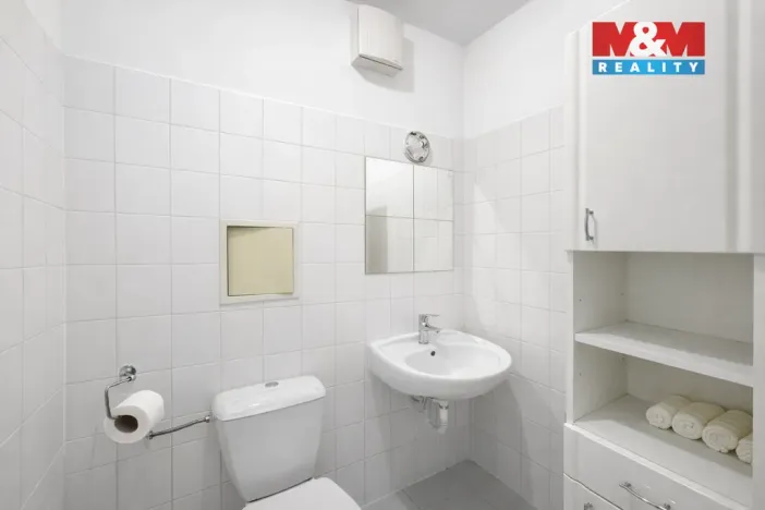 Prodej bytu 1+kk, Praha, Vřesová, 28 m2