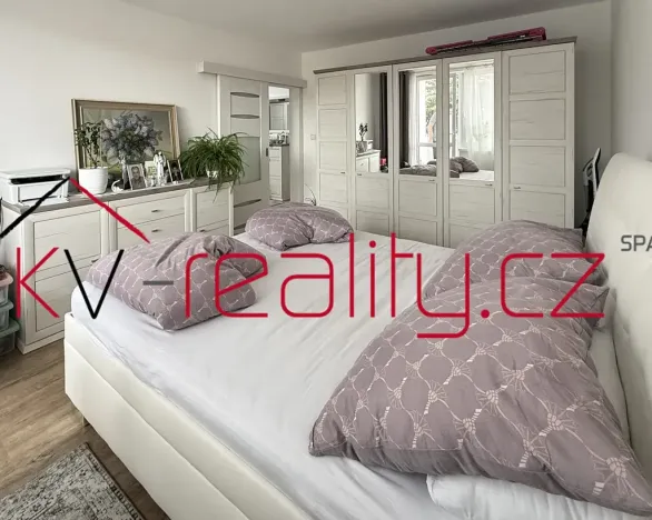 Prodej bytu 2+1, Karlovy Vary, Klínovecká, 64 m2