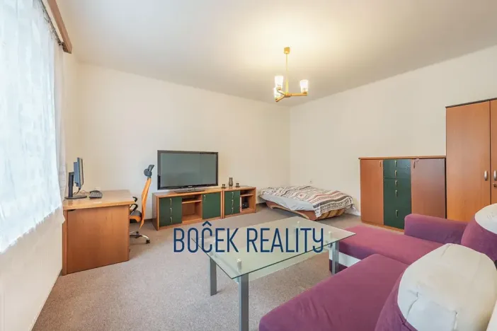 Prodej bytu 1+1, Beroun, V Hlinkách, 37 m2